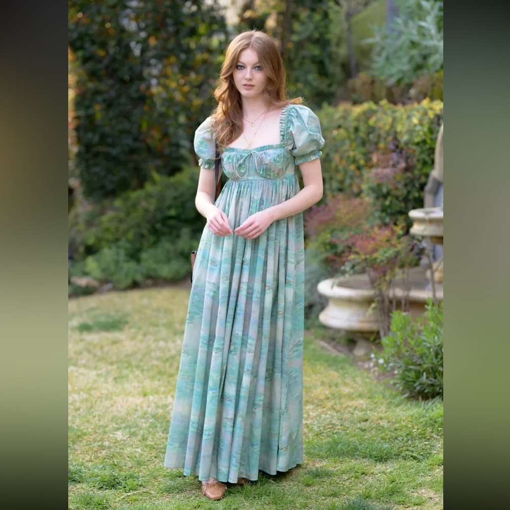 selkie the water lilies seashell dress xs